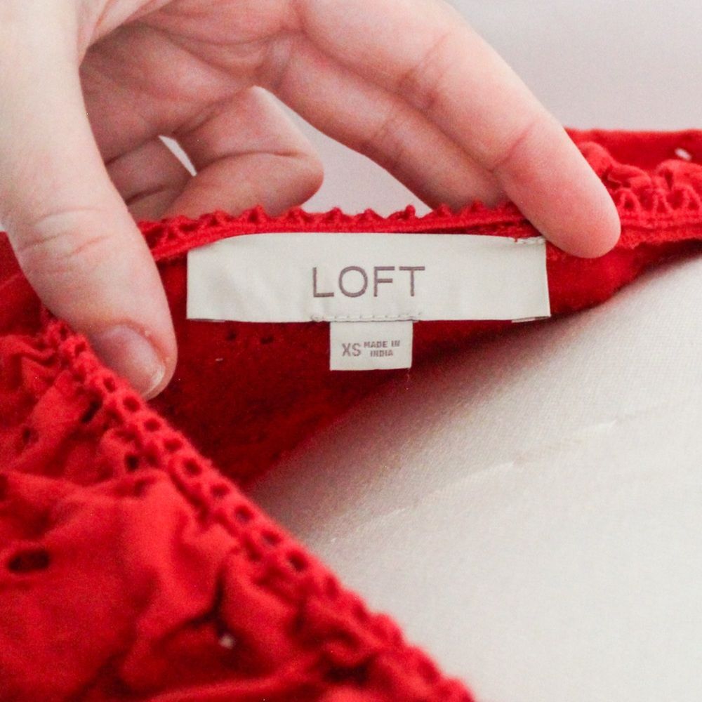 Loft Eyelet V-Neck Tank Top - Extra Small, Red - Picture 6 of 7